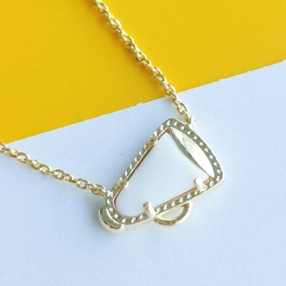 Kendra Scott Cheer Gold White Mother-of-Pearl Necklace - Picture 2 of 4